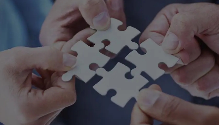 <b>企业成功的秘密武器：如何通过专业网站建设吸引用户？</b>